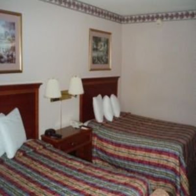 Rodeway Inn & Suites Hotel & Conference Center - Double Bed Guest Rooms